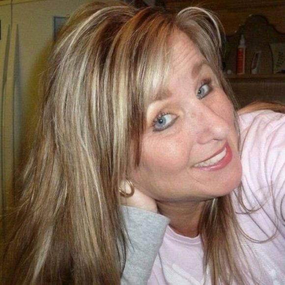 Meet your Posher, Kay - Picture 1 of 1